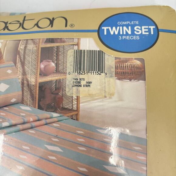 Vintage Thomaston Twin Size Sheet Set Ivory Diamond Stripe No Iron 3 Piece NOS - Picture 4 of 9